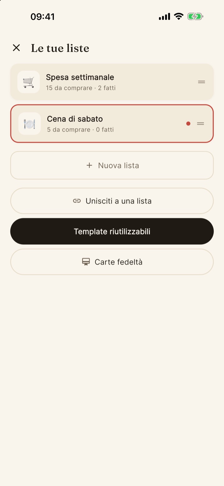 Schermata Le tue liste con due liste attive e le voci Nuova lista, Template riutilizzabili e Carte fedeltà.